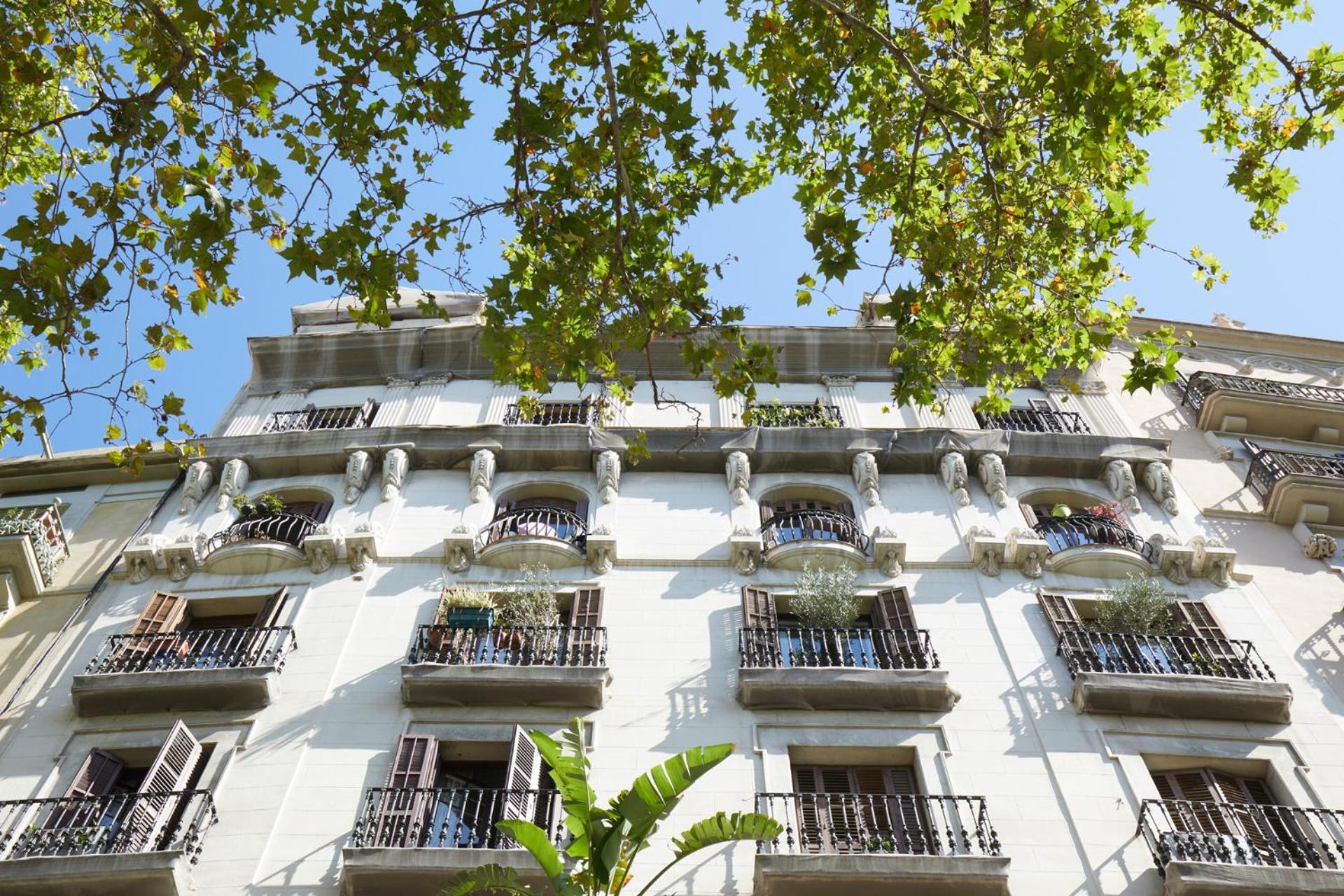 Classic Catalan Family With Balcony By Maison Pinata Apartment