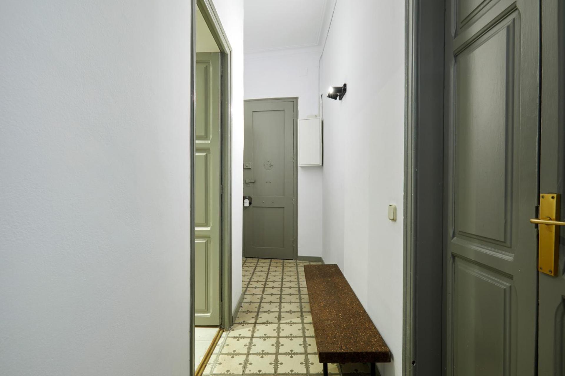 Classic Catalan Family With Balcony By Maison Pinata