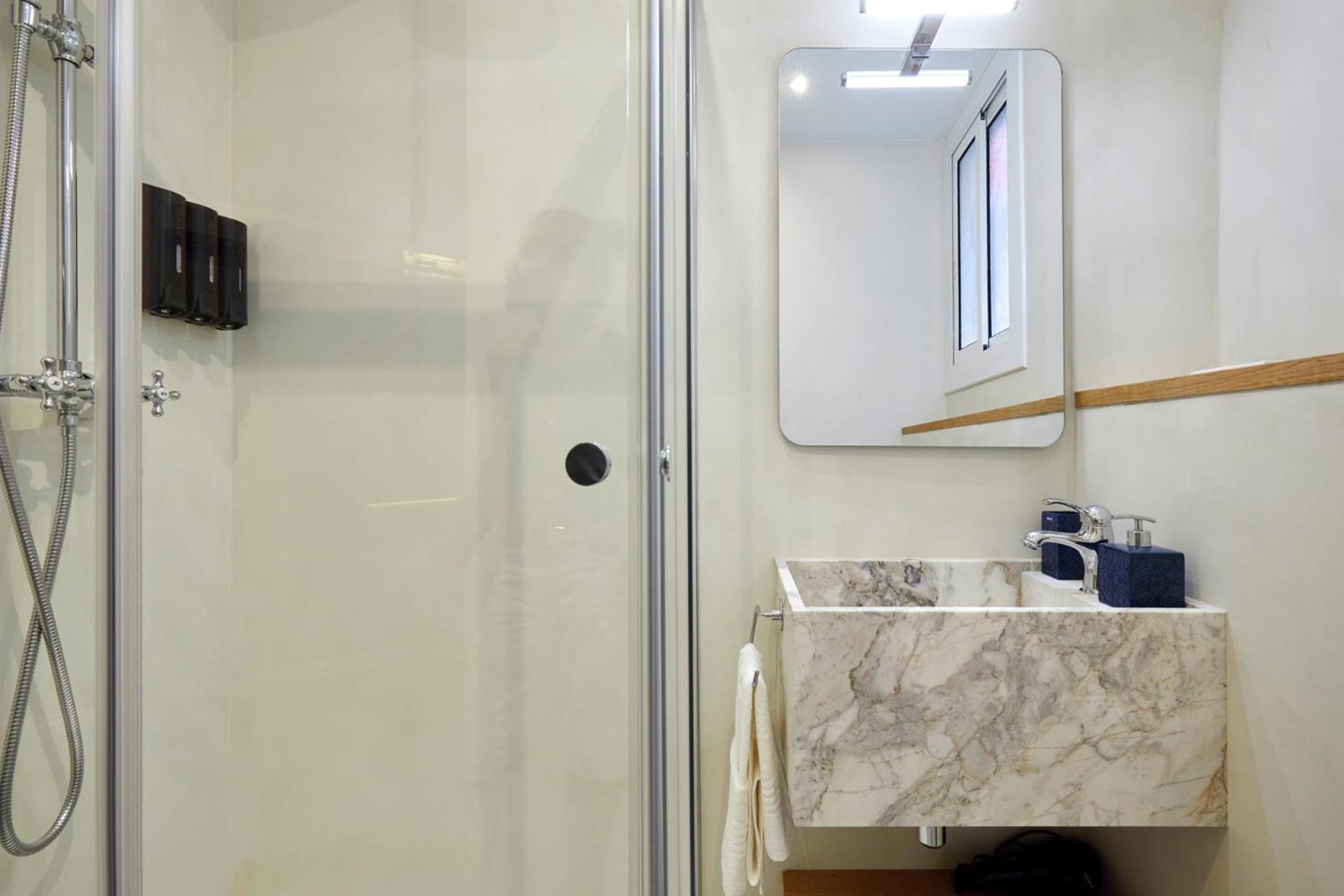 Appartement Classic Catalan Family With Balcony By Maison Pinata Barcelona
